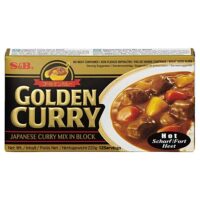 S&B Golden Curry Hot - 220g